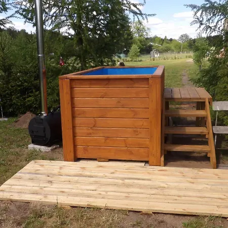 U Wioli I Irka , U Ireny, Splywy Kajakowe Semesterbostad *